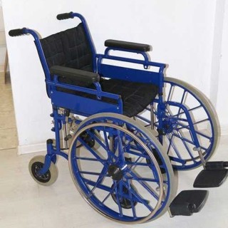 Простая инвалидная коляска